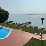 Gardazzuro Deluxe Apartament Padenghe sul Garda