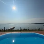 Gardazzuro Deluxe Apartament Padenghe sul Garda