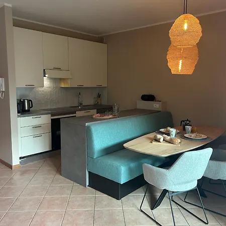 Gardazzuro Deluxe Apartman Padenghe sul Garda