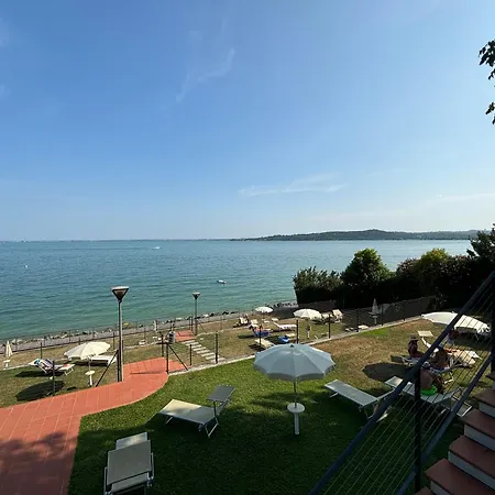 Apartman Gardazzuro Deluxe Padenghe sul Garda