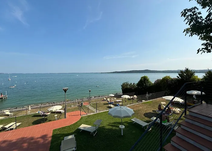 Apartamento Gardazzuro Deluxe Padenghe sul Garda