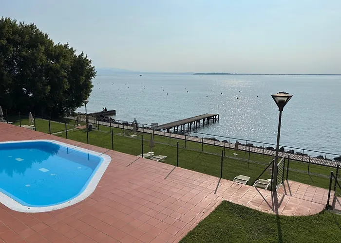 Gardazzuro Deluxe Apartamento Padenghe sul Garda