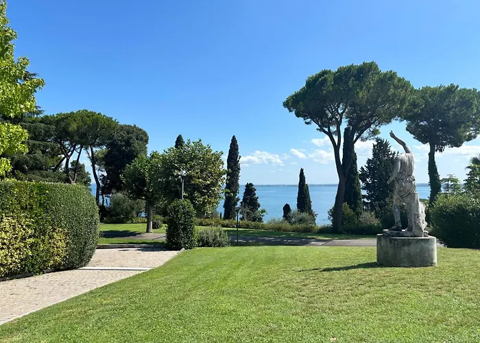 Gardazzuro Deluxe Apartamento Padenghe sul Garda